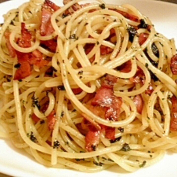 シンプルde簡単パスタ♪ベーコンと大葉のスパゲティ